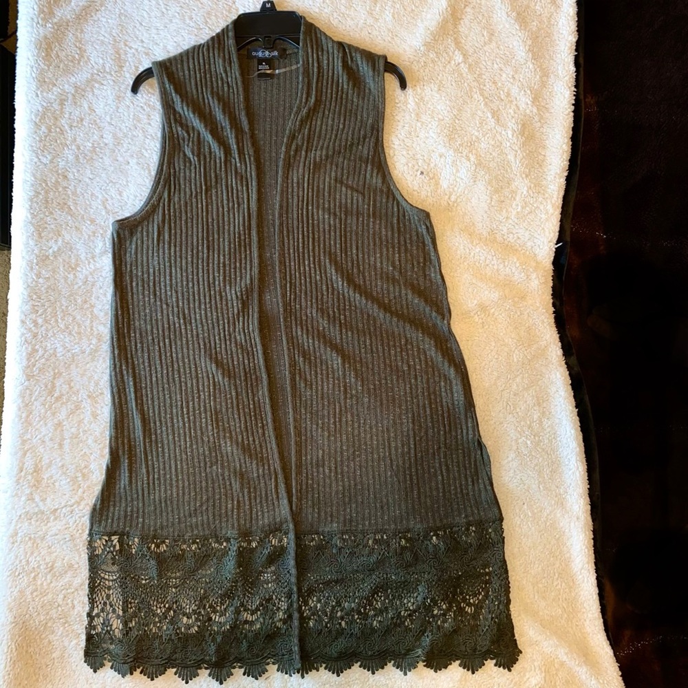 Lace long vest